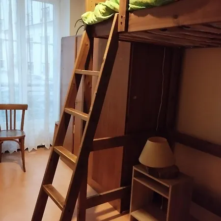 Chambre Familiale Dans Partage Privatunterkunft *